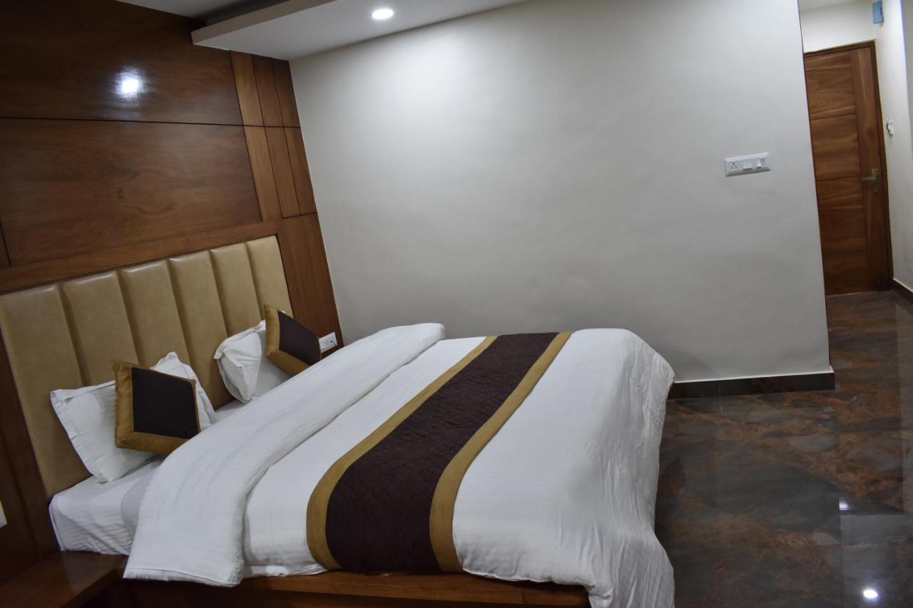 Hotel India House Дхарамсала Екстериор снимка