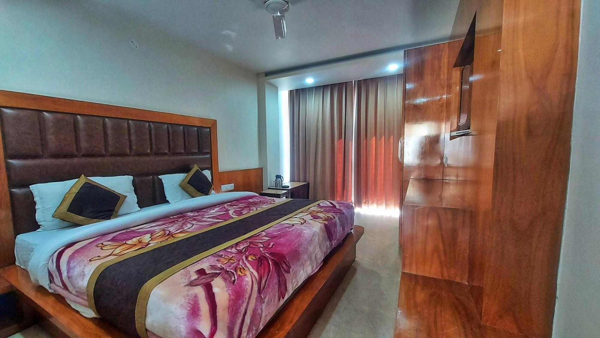Hotel India House Дхарамсала Екстериор снимка