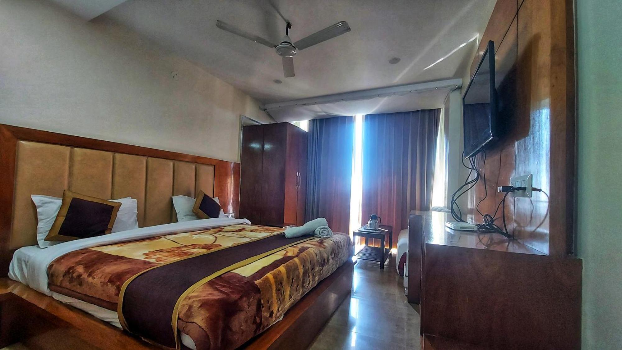 Hotel India House Дхарамсала Екстериор снимка