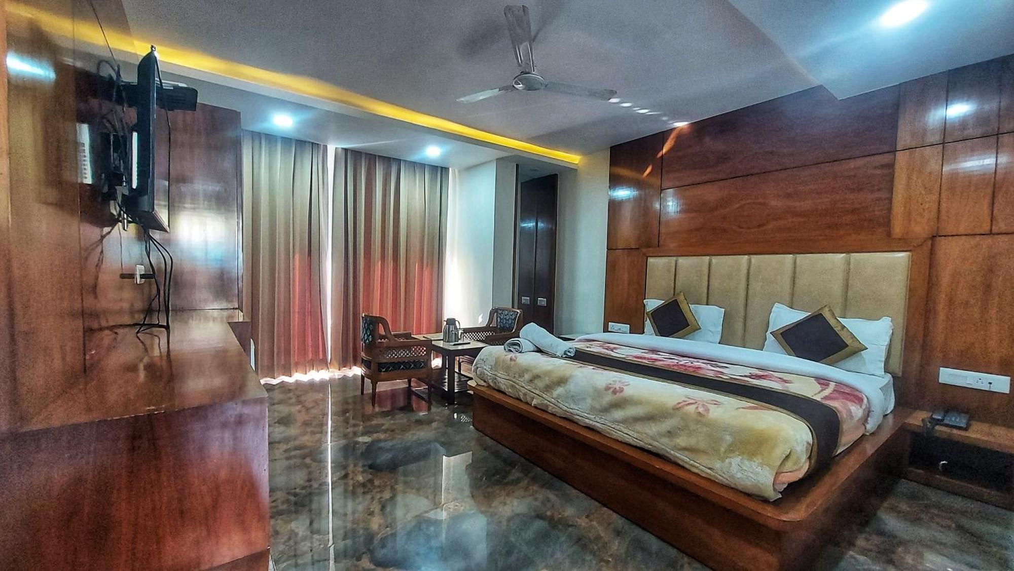 Hotel India House Дхарамсала Екстериор снимка